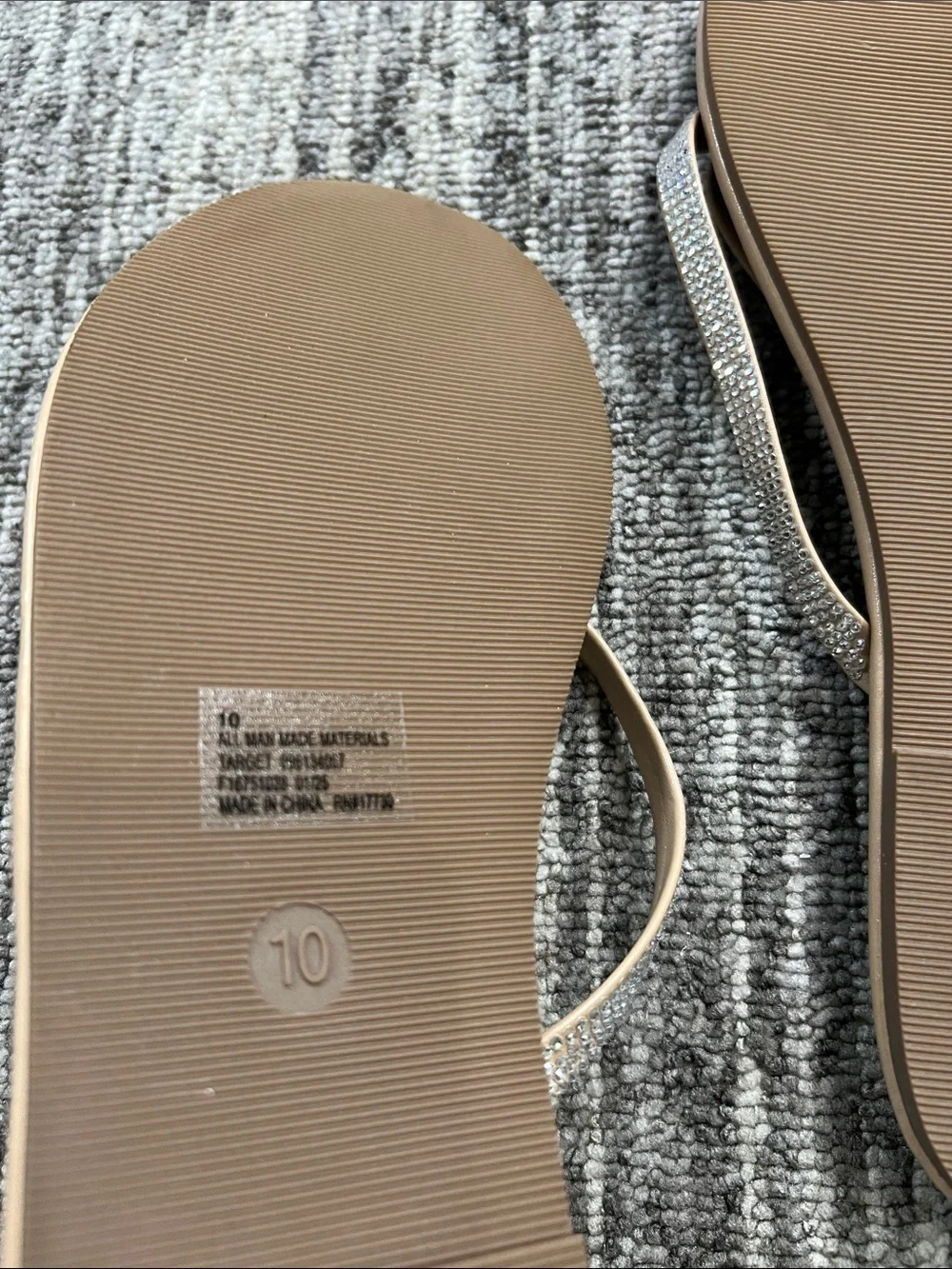 Shade & Shore Beige Rhinestone Thong Sandals Size 10